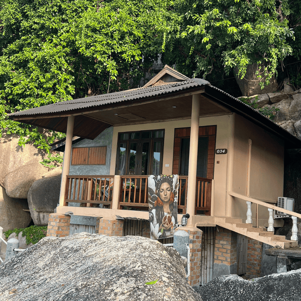 Guerrière Pacifique Beach and Travel Towel