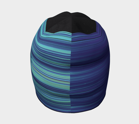 Vue de dessus de la tuque unisexe « Black War », révélant le motif de rayures dégradé du bleu au violet.