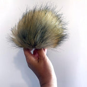 AW23 - Pack of 10 Faux Fur Pompoms