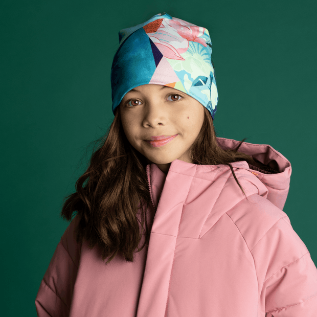 PErfect with a blue, pin or green jacket, this women's sports hat illustrated by Street artist Ankhone is soft and feminine. 